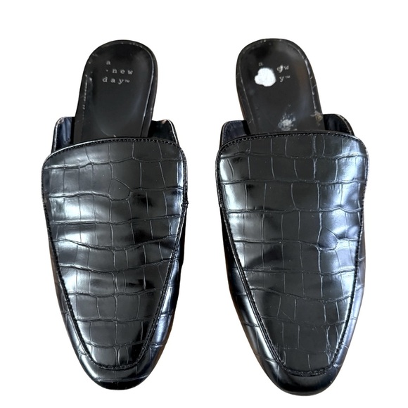 A New Day Women’s Black Faux Croc Loafers – Size 6.5 - Picture 1 of 4